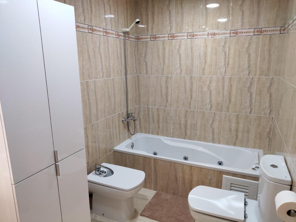 Apartamento Plaza De La Iglesia Делтебре Екстериор снимка