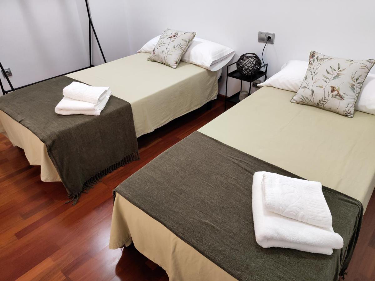 Apartamento Plaza De La Iglesia Делтебре Екстериор снимка